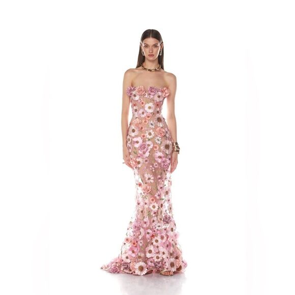 NWOT Bronx and Banco Jasmine Gown in Pastel Pink Multi Floral Strapless Gown - Picture 1 of 16